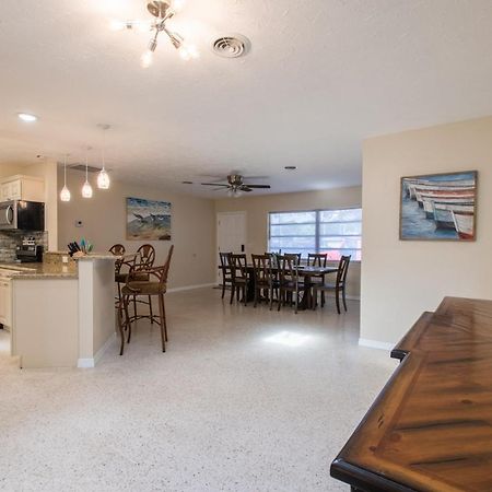 New York Avenue Rancher Sarasota Extérieur photo