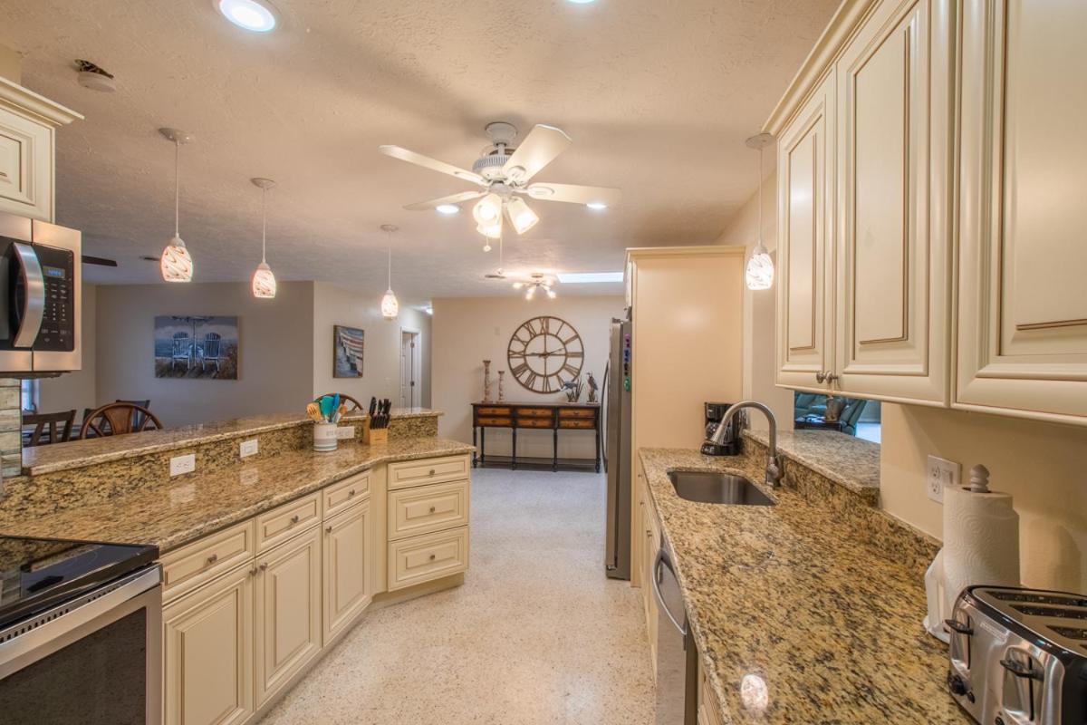 New York Avenue Rancher Sarasota Extérieur photo